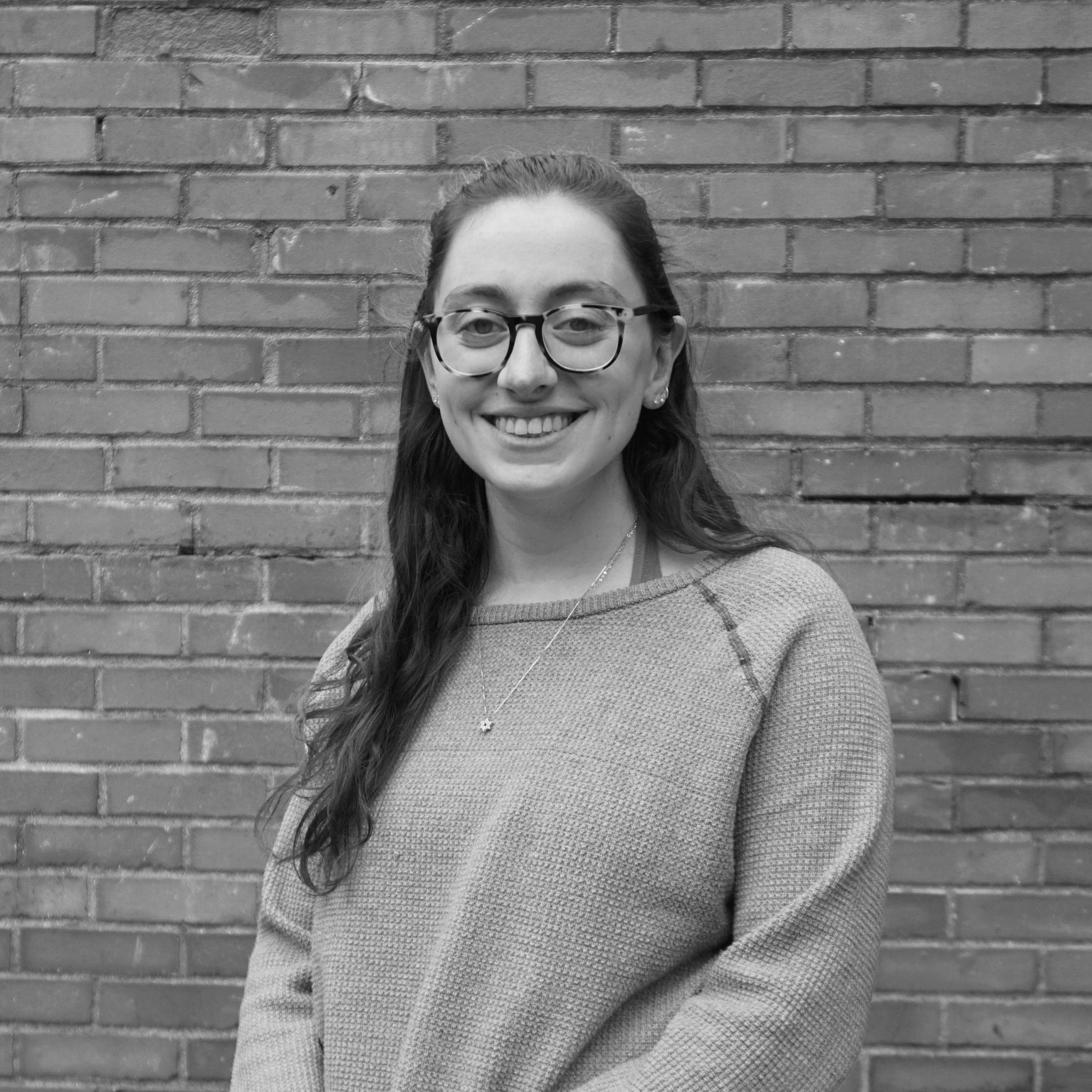 Hannah Frayman Headshot