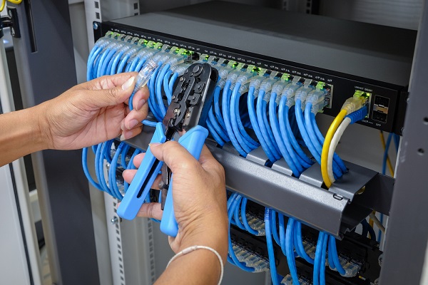 Cable Management At The Workplace And How It Can Benefit You?
